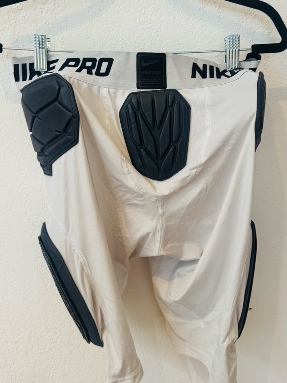 Nike Pro HyperStrong Mens padded football girdle compression shorts - Picture 3 of 7